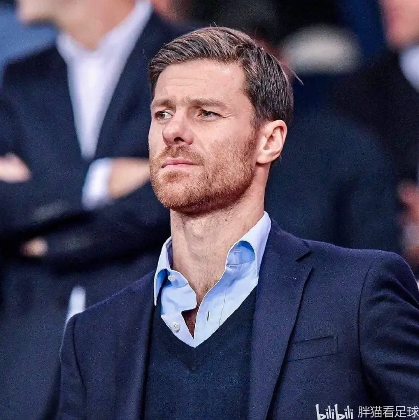 关于赛后欧联焦点战；阿贾克斯状态回暖；态度坚定；团队化学反应显著的信息