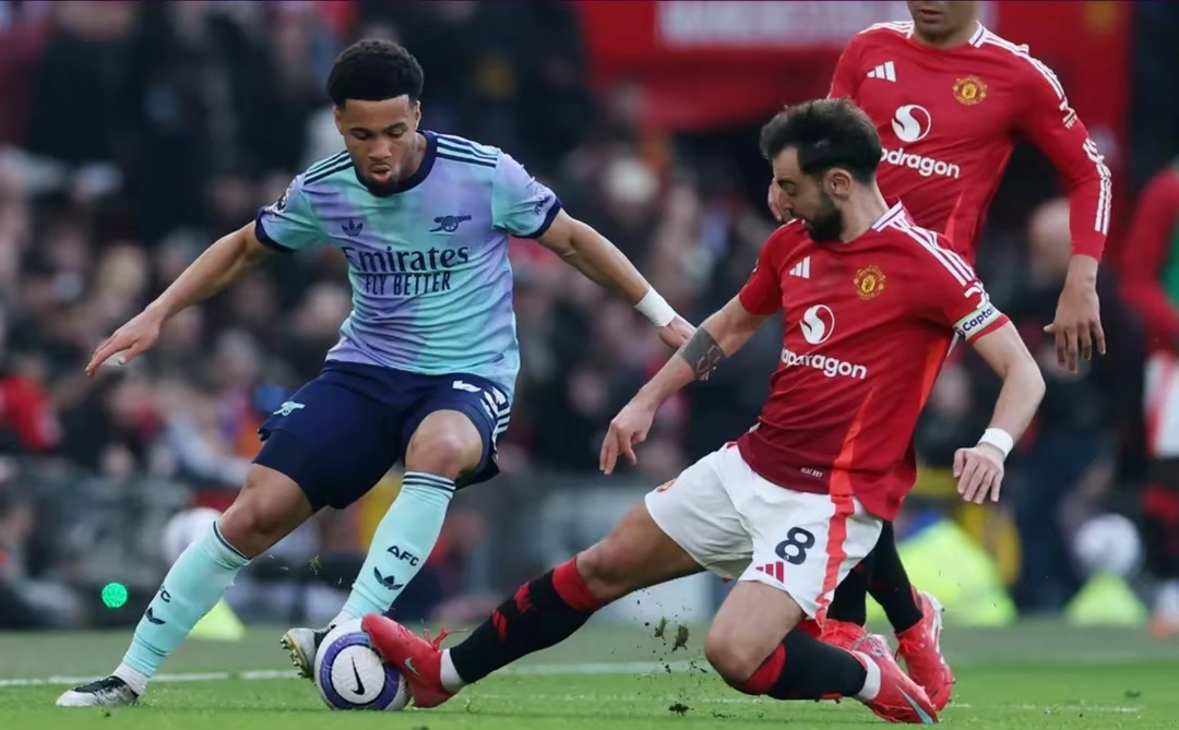 转折点！波士顿凯尔特人防线松动，亚冠今晨攻防权衡，引发热议，轮换策略成焦点的简单介绍九游游戏旧版本