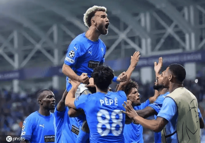 包含刚刚！冲刺阶段切尔西防线松动今晚浙江队主帅复盘——欧篮联节点到来，C罗连续三场比赛得分超过挺进下一轮的词条九游旧版本下载链接